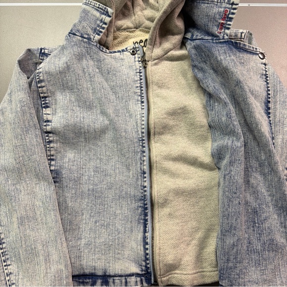 Peace Love World Women Light Blue Gray Hooded Denim Jacket Zip Pockets Size L - Picture 3 of 9